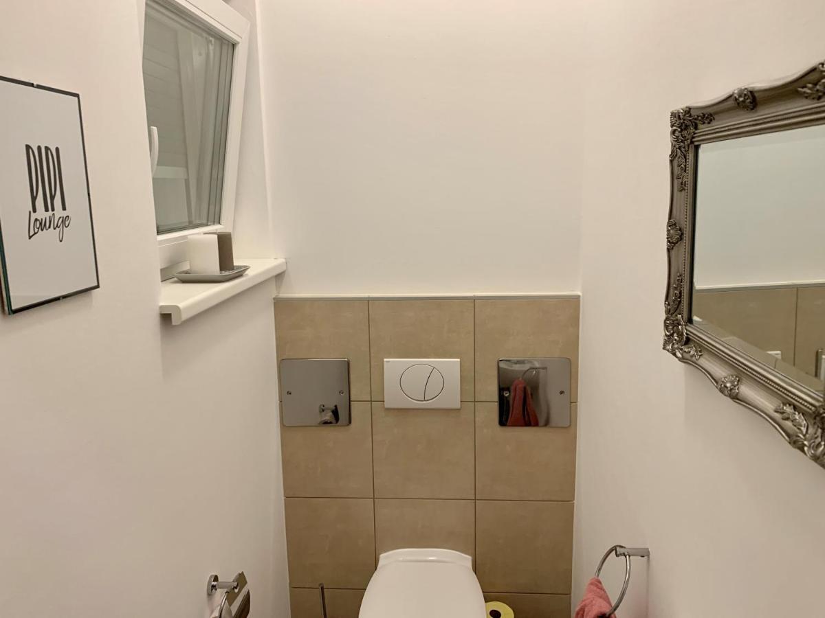 Gaestetraum Mit Wunderschoenem Ausblick Und Garten Apartment Muhldorf Bei Feldbach Bagian luar foto