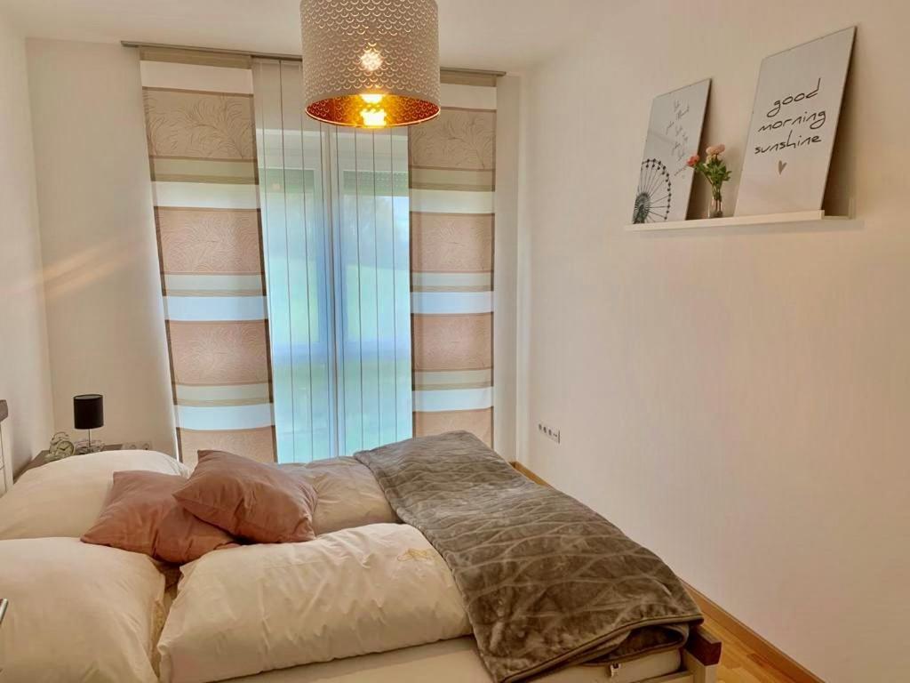 Gaestetraum Mit Wunderschoenem Ausblick Und Garten Apartment Muhldorf Bei Feldbach Bagian luar foto